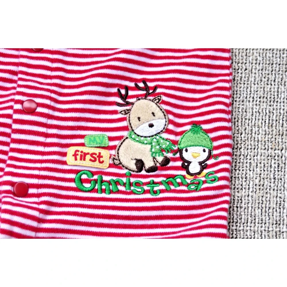 Baby's First Christmas Carter's Embroidered Sleeper EUC‎ 3 Mos Penguin Reindeer